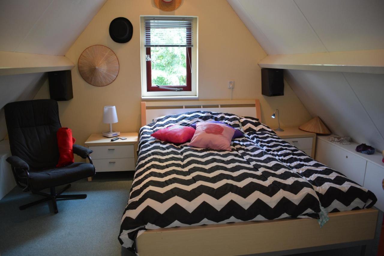 Mango House Homestay Zuidwolde  エクステリア 写真