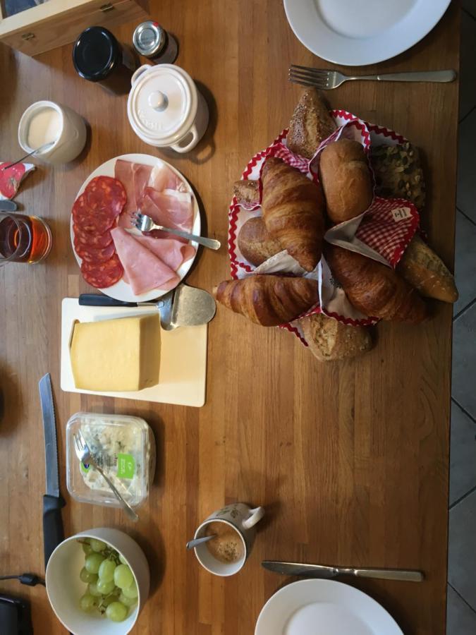 Mango House Homestay Zuidwolde  エクステリア 写真